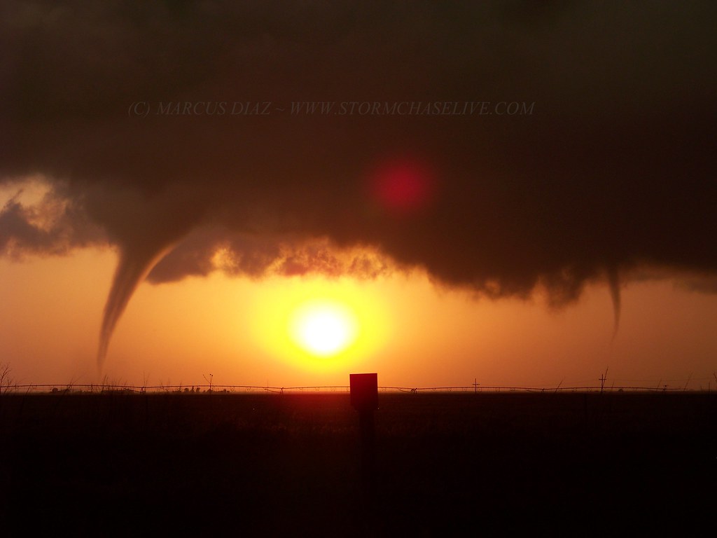 Violent Tranquility 2 tornadoes form near Spearman, TX in … Flickr