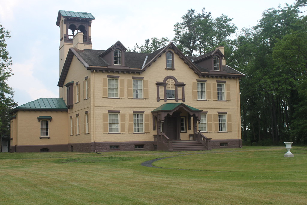 Lindenwald Lindenwald was the home of President Martin Van… Flickr