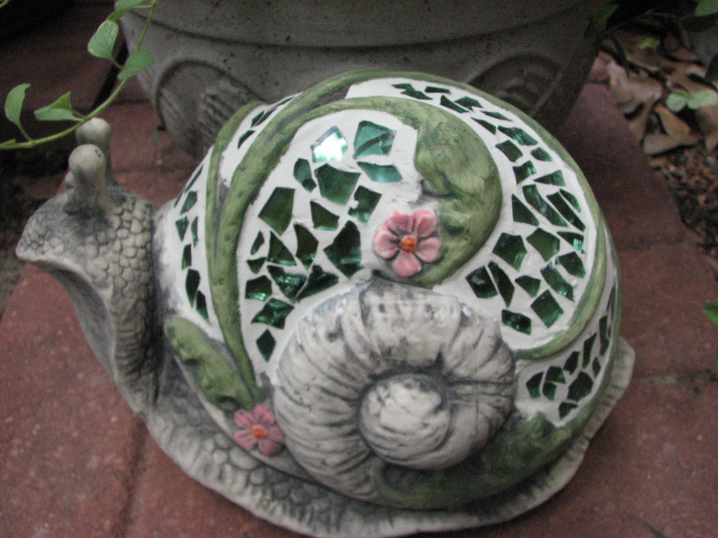 Snail Yard Art Yard Art in Musashi's Garden snap713 Flickr