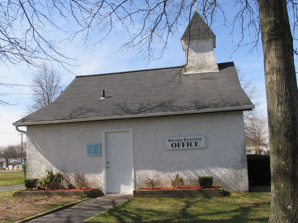 Breslau Cemetery (Lindenhurst) Breslau Cemetery (Lindenhur… Flickr