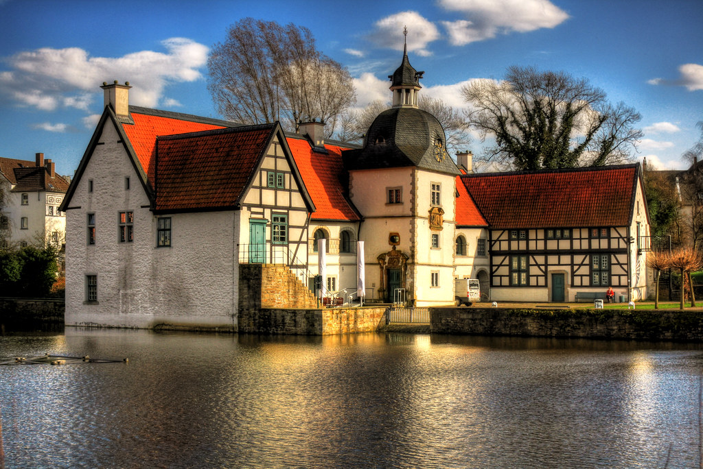 Dortmund Haus Rodenberg 01 The house Rodenberg is a moat… Flickr