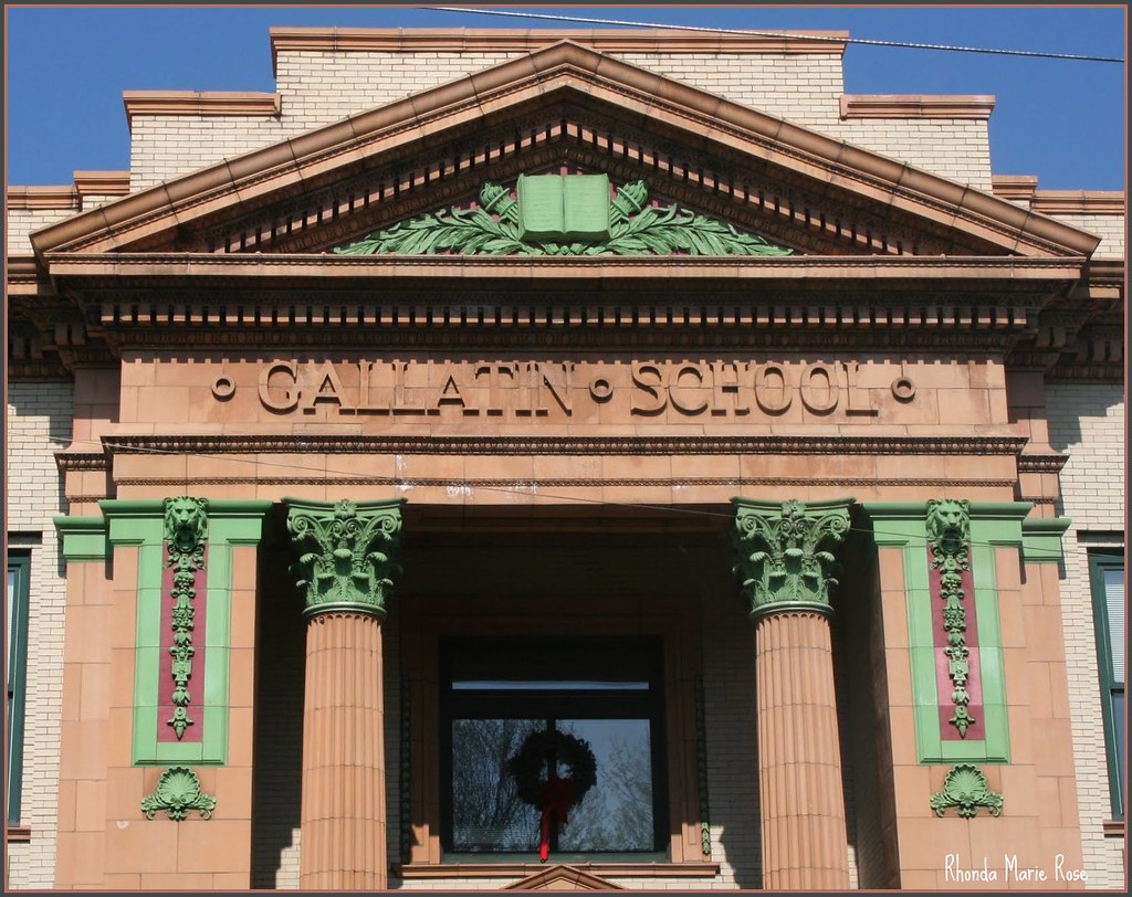 Gallatian School Uniontown Pa Fayette County Rhonda Marie Rose Flickr