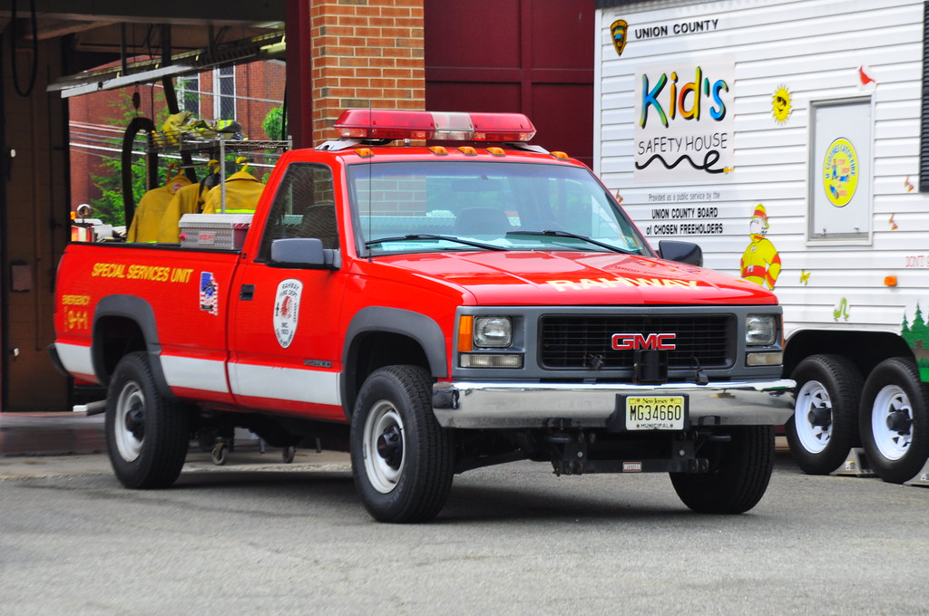 Rahway Fire Department Special Services Unit GMC Sierra K2