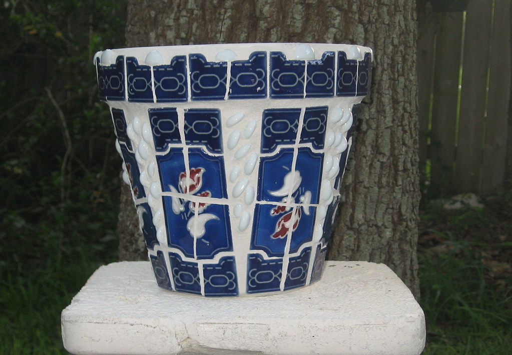 Blue & White 4 After all the pots I made this year, I onl… Flickr