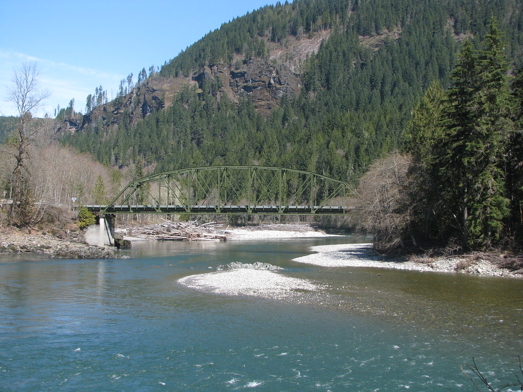 Sauk River near Rockport, WA A view looking north along th… Flickr