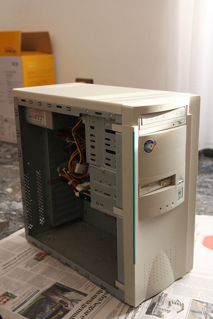 IMG_5548 just an old desktop pc i'm currently looking to s… Flickr