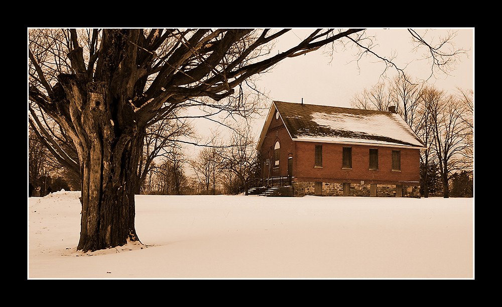 Altona Town Hall This and many other buildings in the area… Flickr