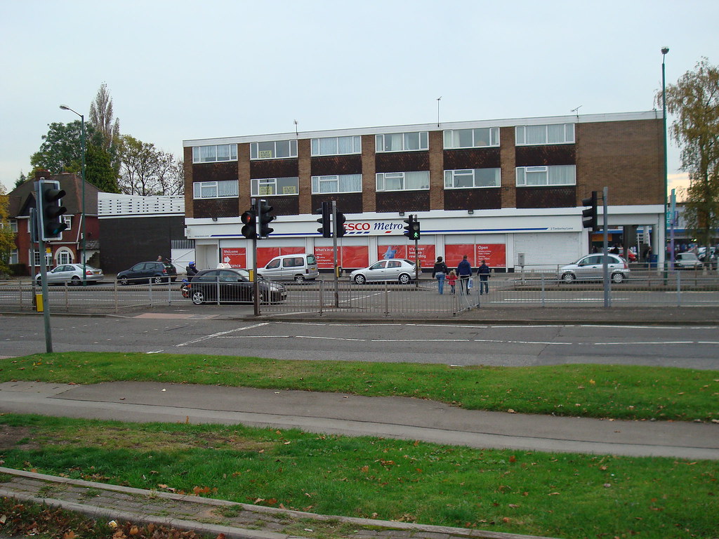 Tesco Metro in Castle Bromwich The Tesco metro store at th… Flickr