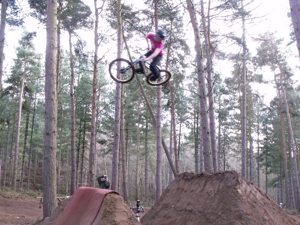 Chicksands dirt jump Chiksands bike park jump section