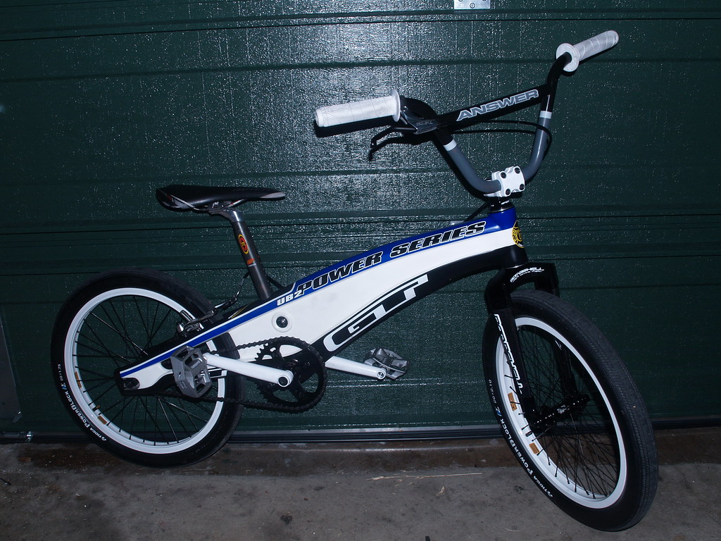 GT Bicycles Power Series UB2 2009 Carbon Frame with a 2010… Flickr
