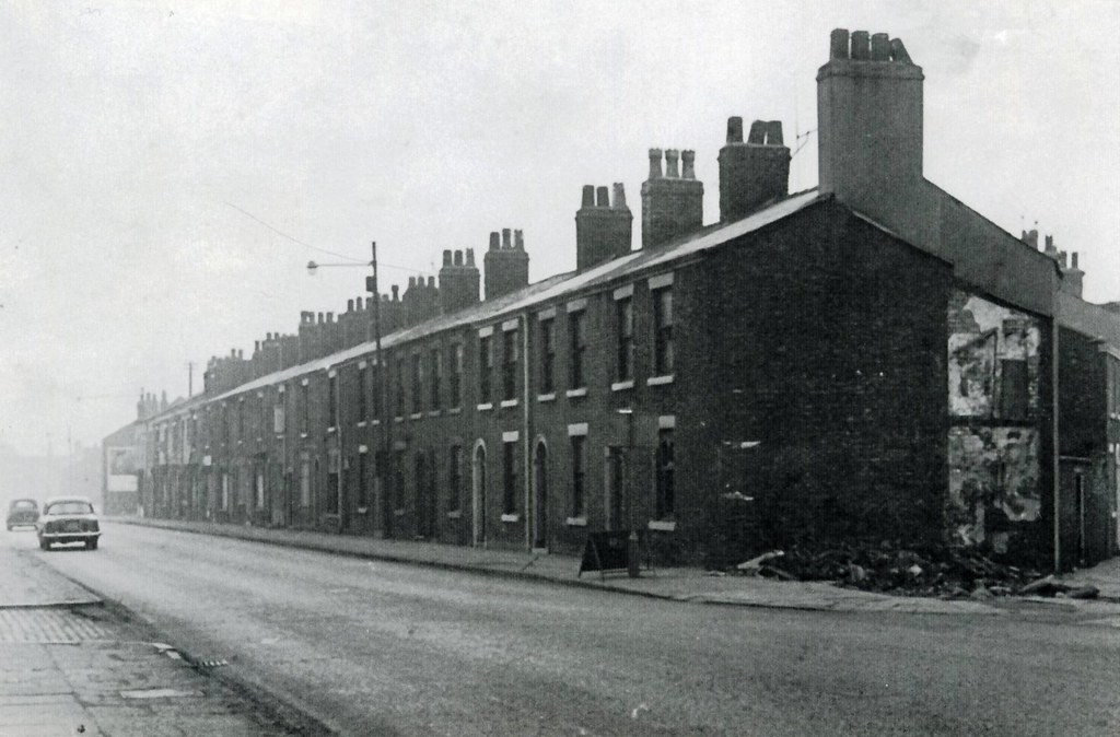 Park Road & Pole Street, Preston Pole Street is seen at th… Flickr