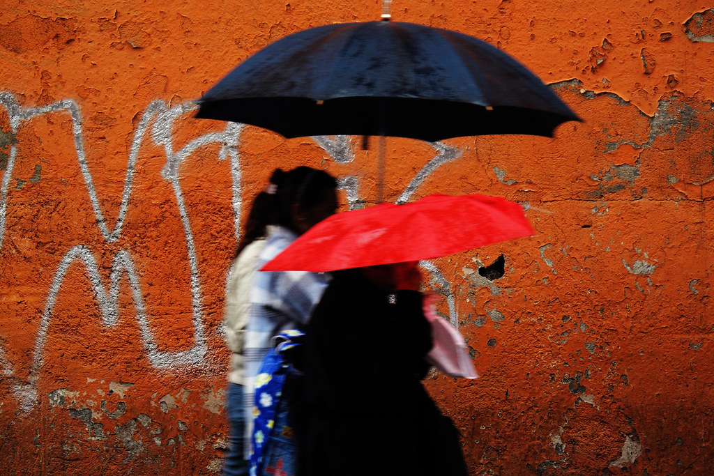 Scene of the rain Mexico City. Xiaohuz Flickr