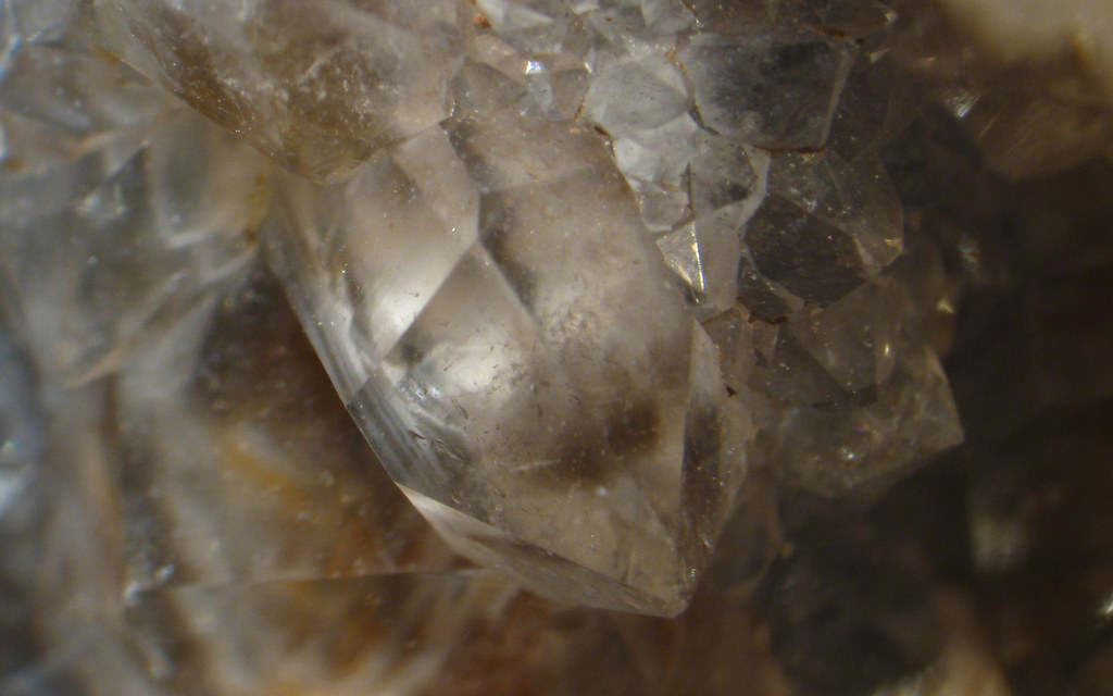 Quartz Crystal This is a photo of a "big" quartz crystals … Flickr