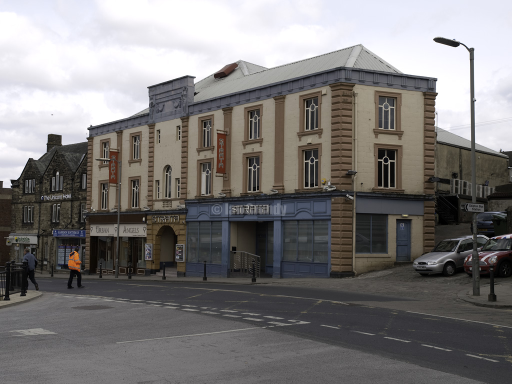 Skipton Regal Former Morriseum / Odeon / Classic Cinema in… Flickr