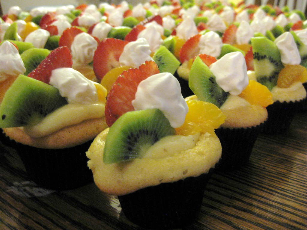 Fruit Tart Cupcake Lizzie Cakes Flickr