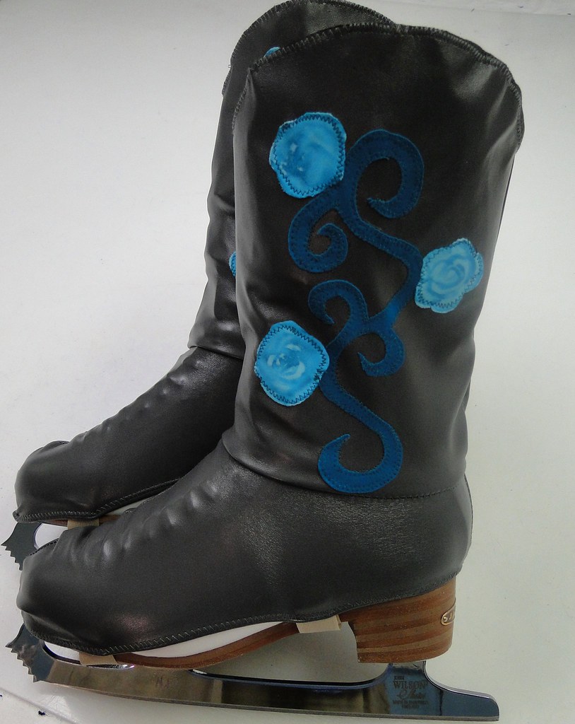 Cowgirl Cowboy Skate Boot Covers Skating to country wester… Flickr