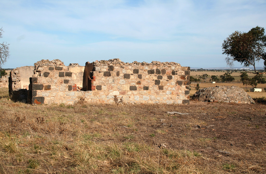 20100124_5284 old farmhouse at Lara Old stone homestead an… Flickr