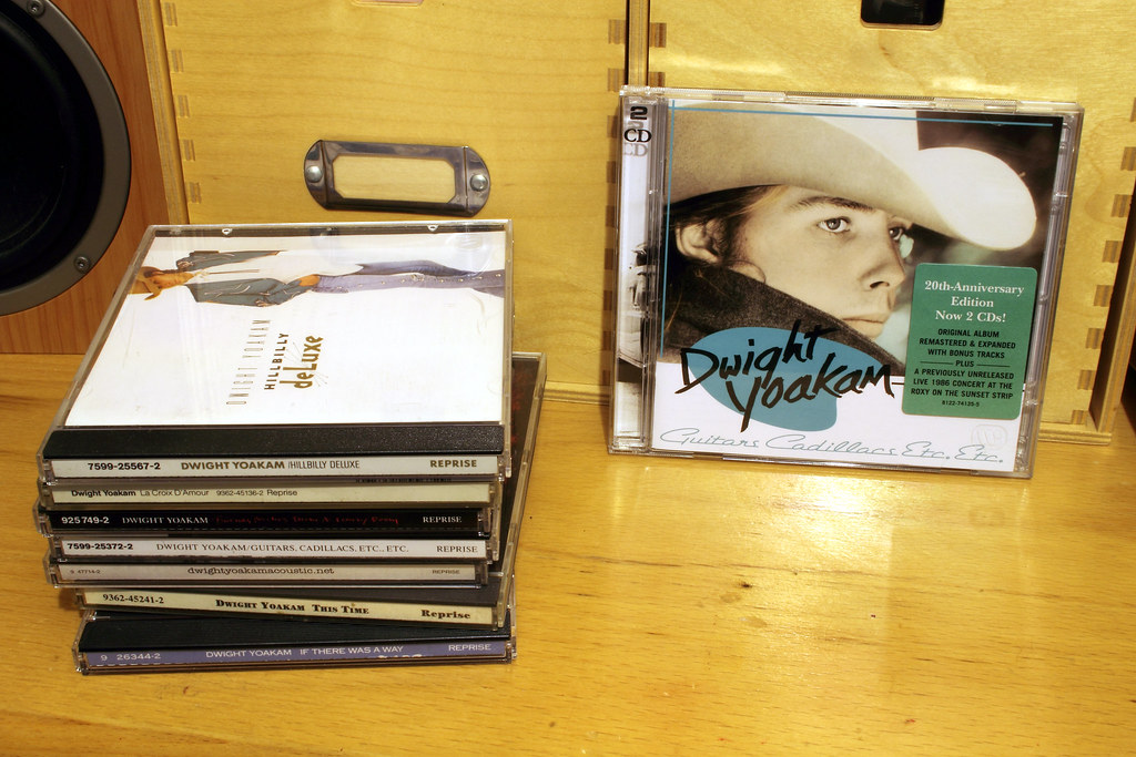 Dwight Yoakam / Guitars, Cadillacs, Etc., Etc. (1986) a photo on