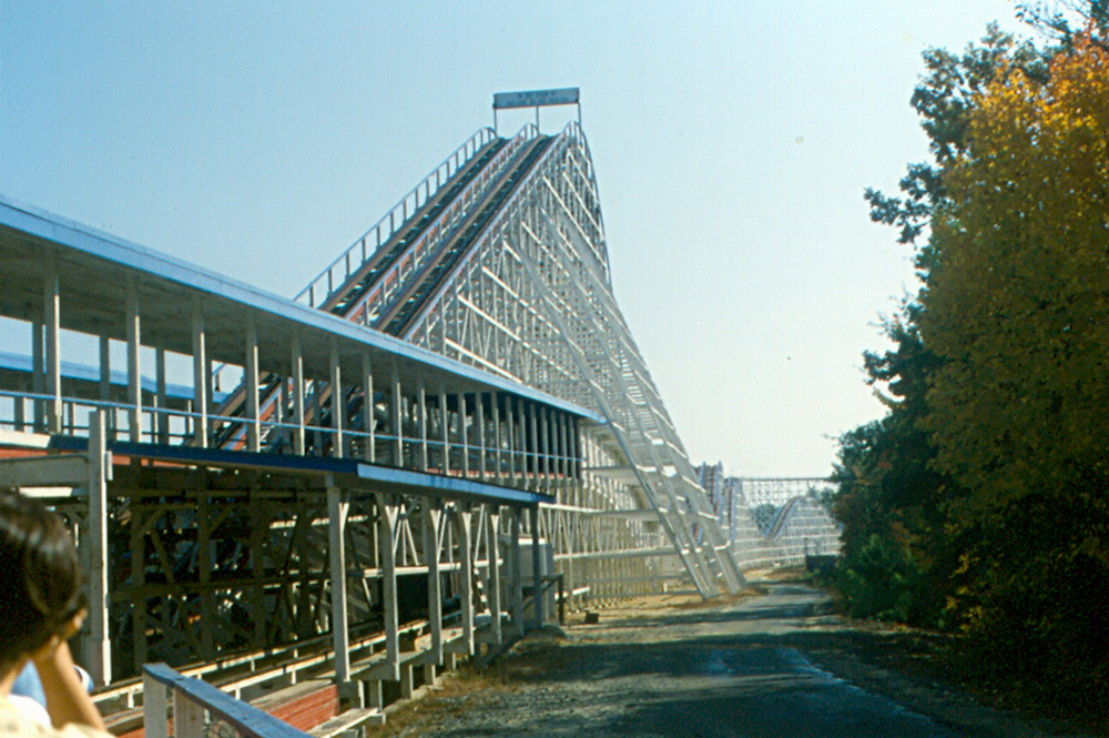 Kings Dominion "Rebel Yell" Roller Coaster Rebel Yell is… Flickr