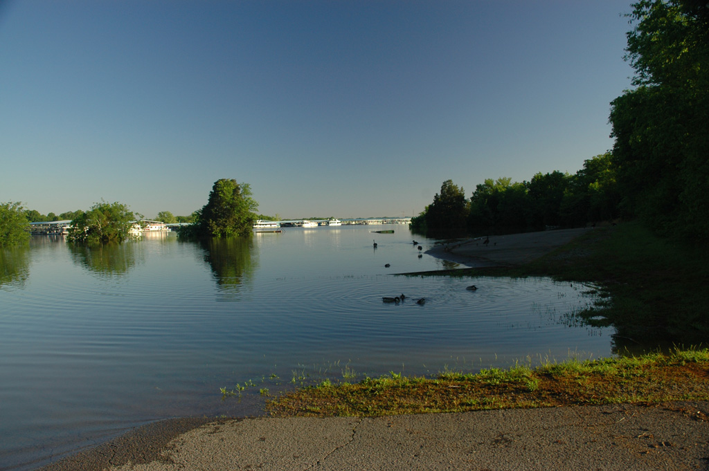 Percy Priest Lake The high water level at Percy Pirest Lak… Flickr