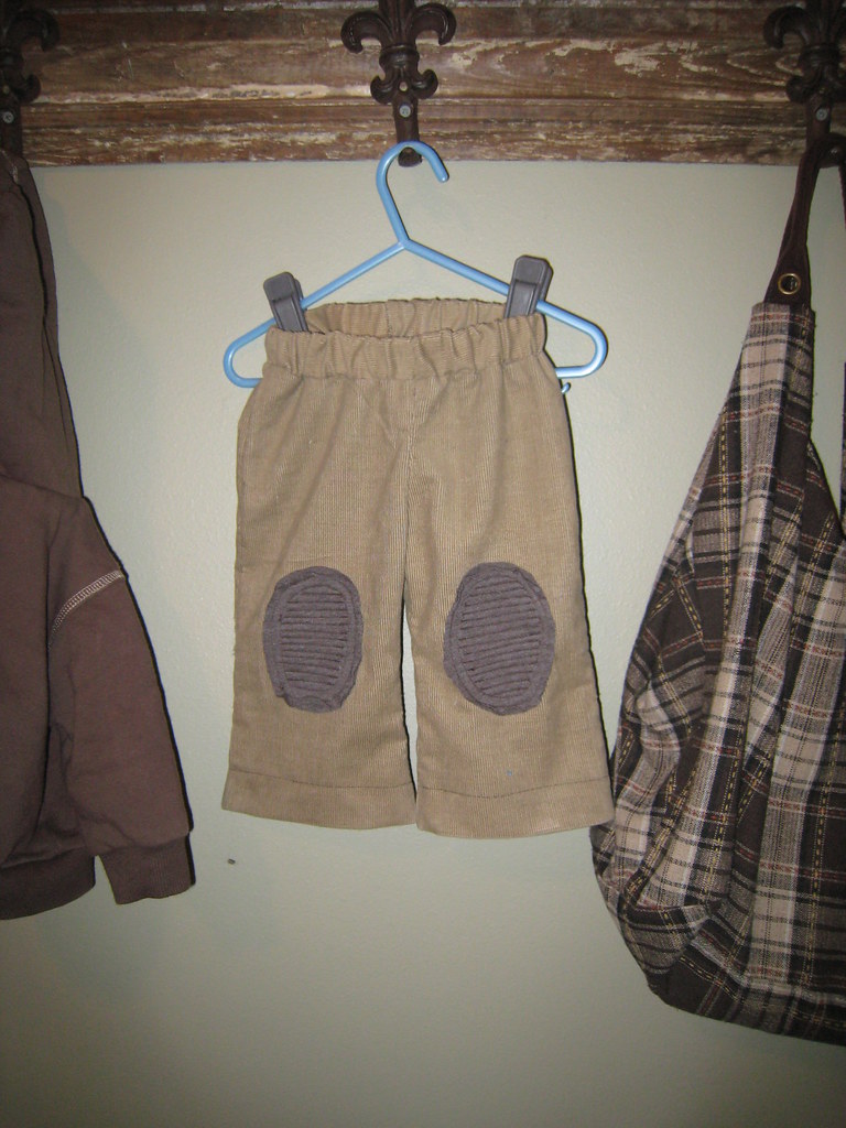 feb510 028 Knee pad pants for jacob made from tutorial at … Flickr