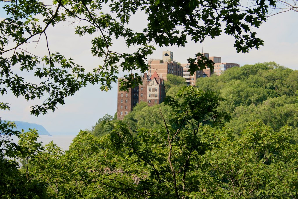 New York City 010 Apartments overlooking the Hudson in the… Flickr