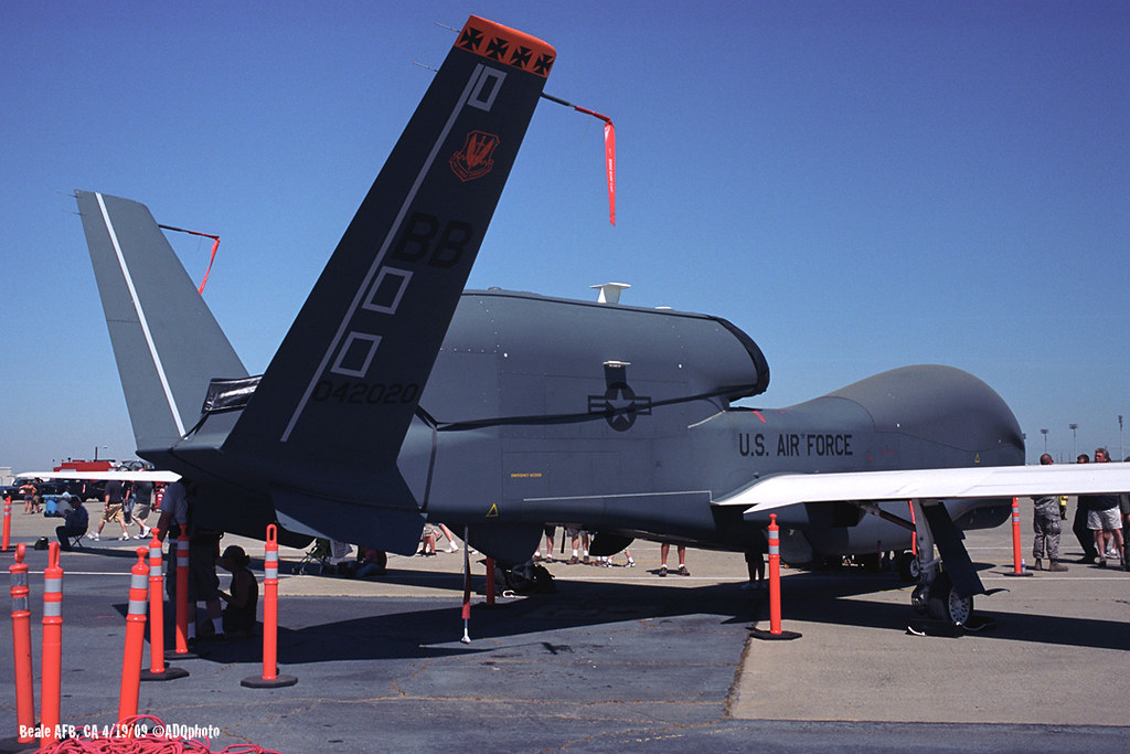 090419_007_Beale Beale Air Force Base Air Show, 4/19/09 Ya… Flickr