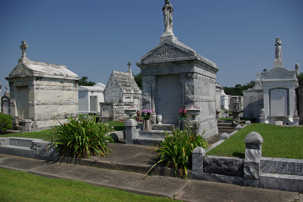 Metairie Cemetery, New Orleans Metairie Cemetery was estab… Flickr