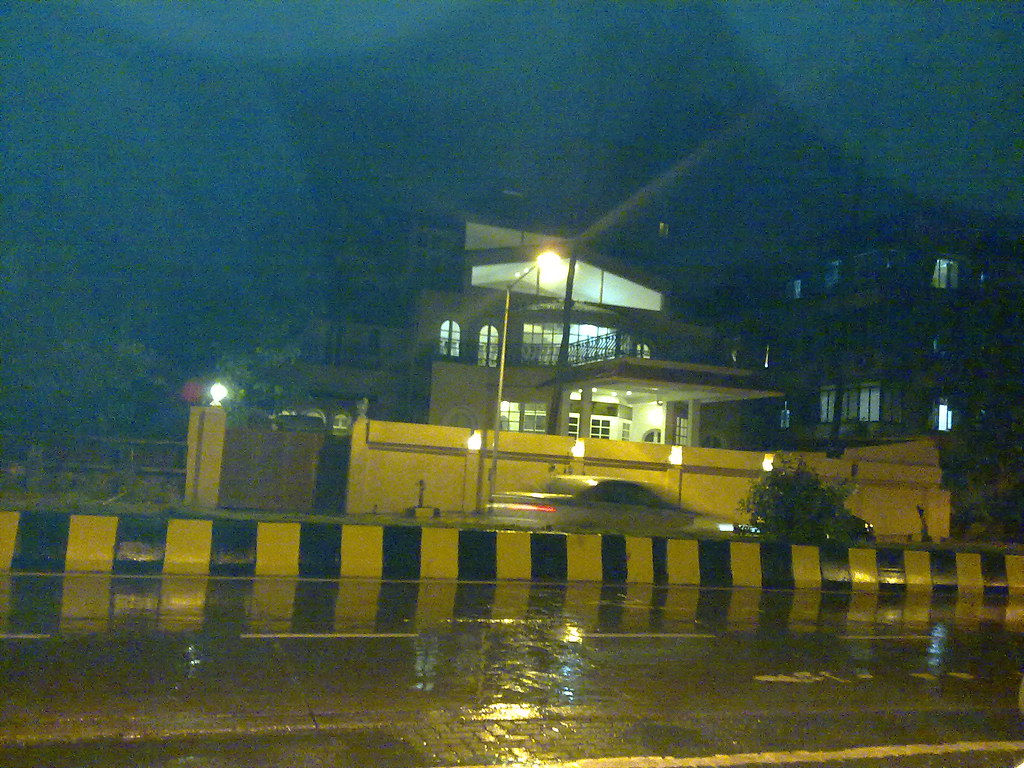 Rajesh Khanna's bungalow 'Ashirwaad' June 2010 Pic 4 Flickr