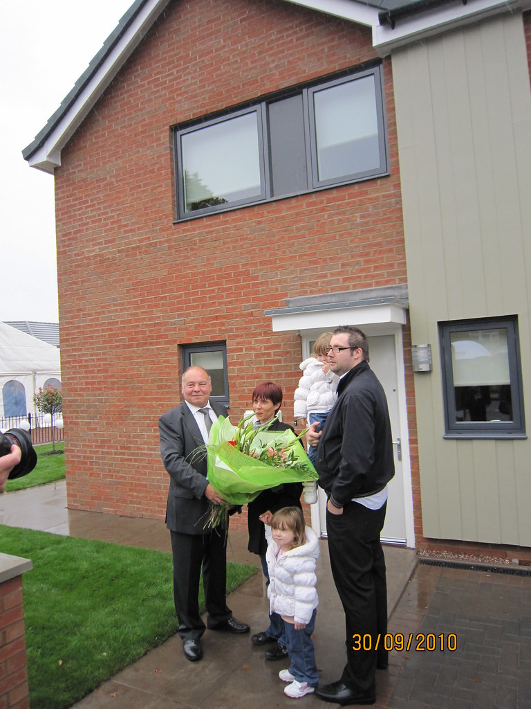 Pershore Road opening The new residents of the Pershore Ro… Flickr