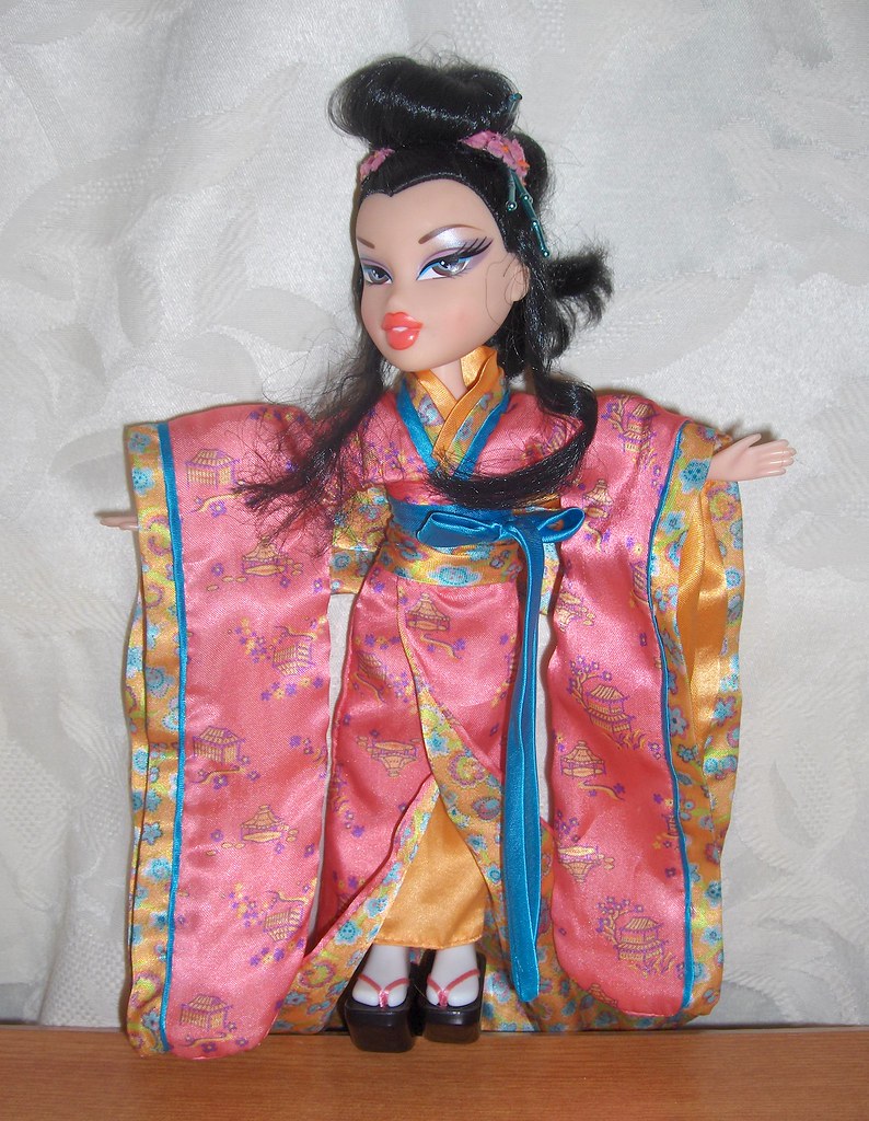 Bratz World Tokyo A Go Go Kimono May Lin 2004 Oh my! I c… Flickr