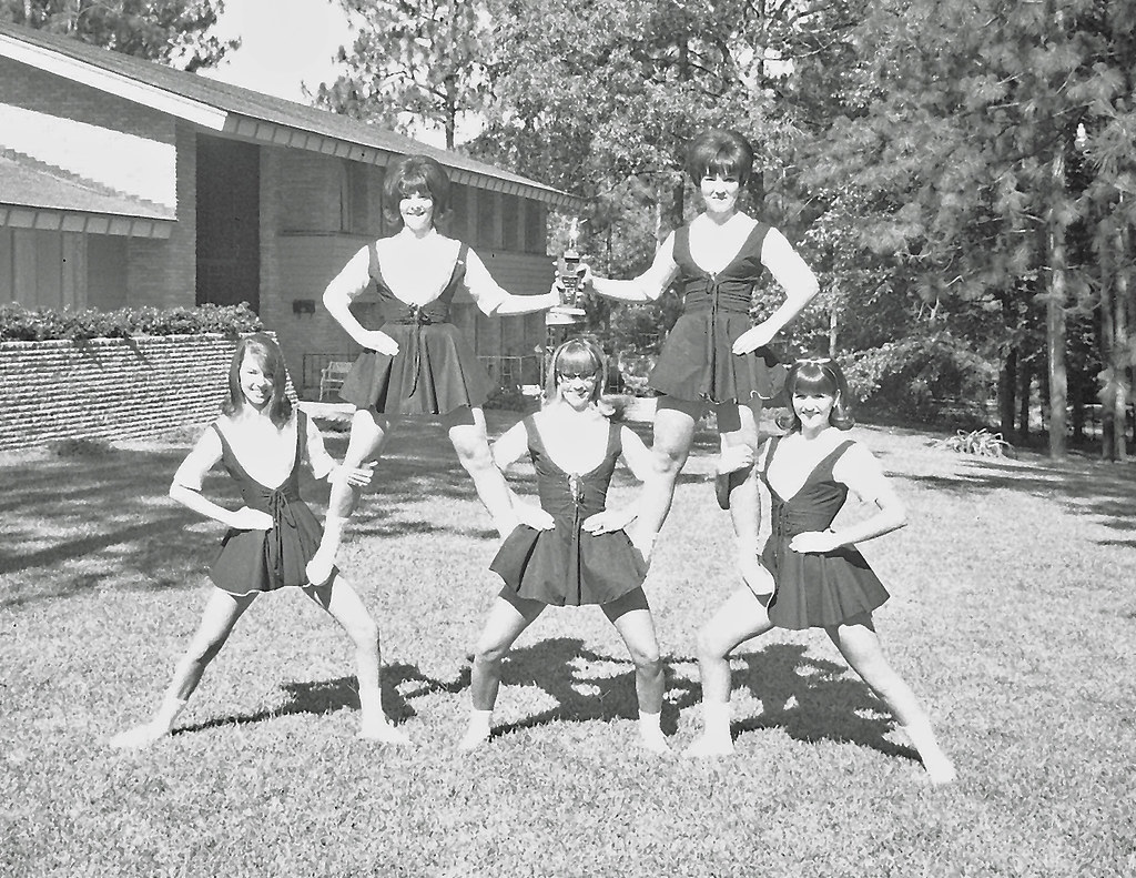 Leesville High School 196566 LHS Cheerleaders, Summer (?)… Flickr