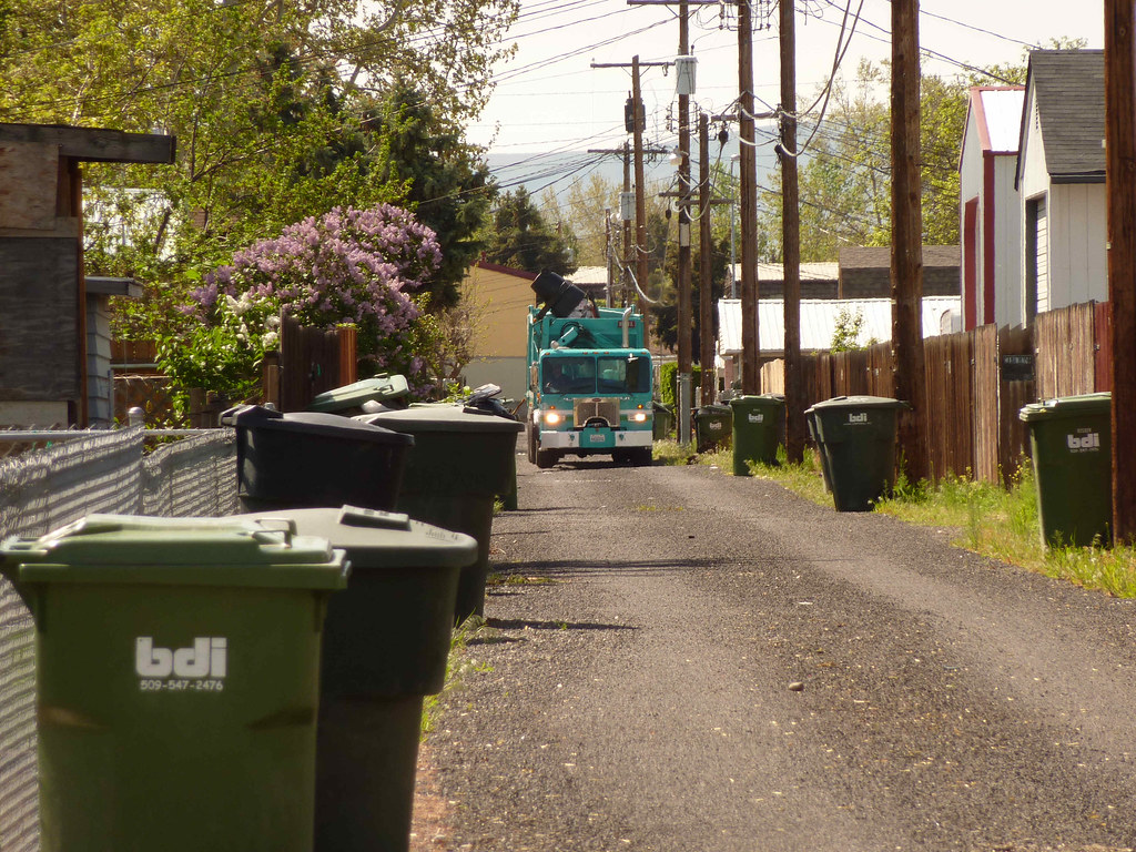 Basin Disposal Inc. Peterbilt 320 Heil DuraPack 7000 Flickr