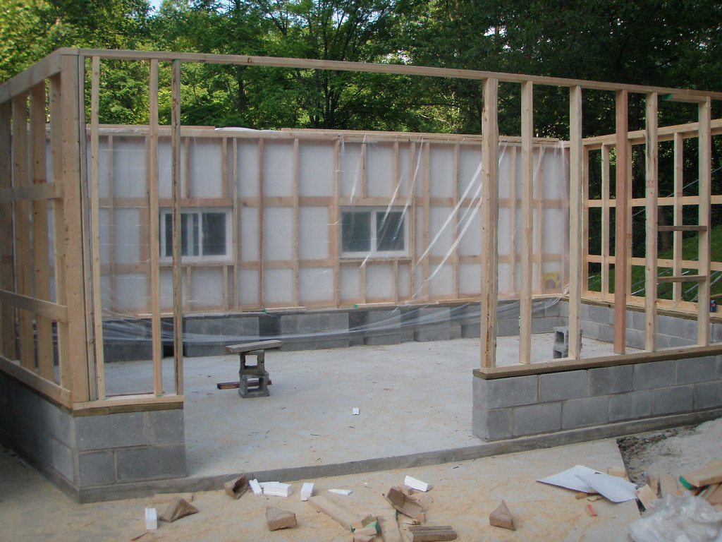 Buckley Squirrel dog kennels Kennel is starting to take a … Flickr