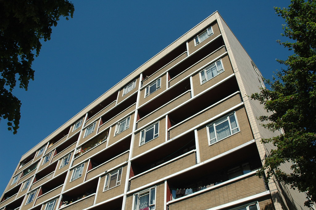 Priory Green Estate N1 Priory Green Estate (Berthold Lubet… Flickr