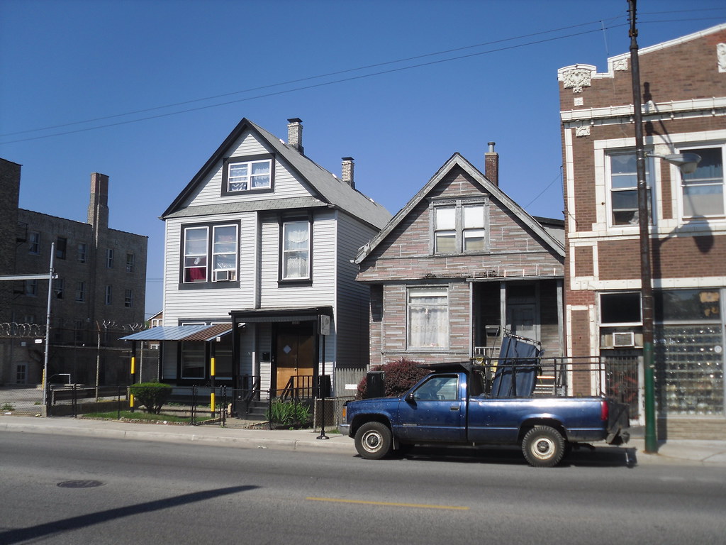 Houses on Pulaski Rd. Chicago, IL. Pulaski Rd. use to be C… Flickr