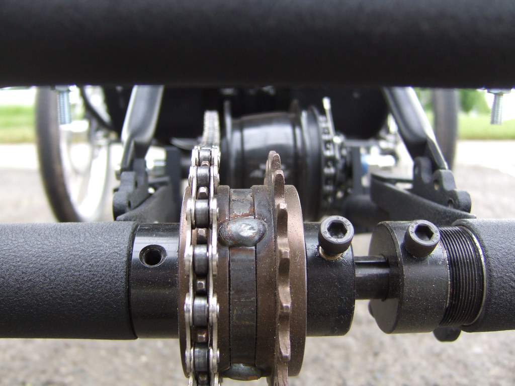 Rear positraction axle system, makes it a two wheel drive… Flickr