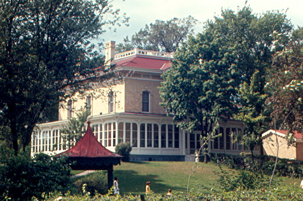 Prairie du Chien Villa Louis Hercules L. Dousman (18001… Flickr