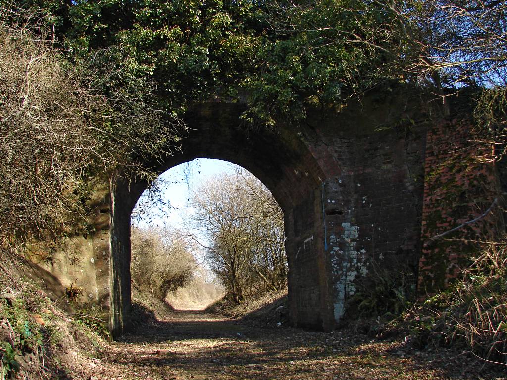 Railway Bridge near Fairlee Rd Isle of Wight ( see map ) Flickr