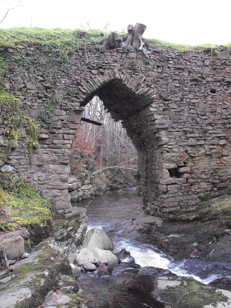 Ardara Bridge, Cadamstown, Co. Offaly. Medieval stone brid… Flickr