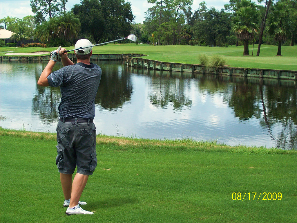 "The Vines" Estero C.C., Estero, Florida. Jonathan Powell Robert