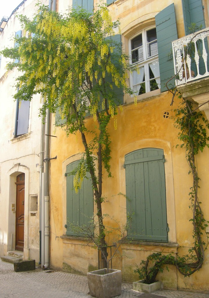 Tarascon ochre house polyglot345 Flickr