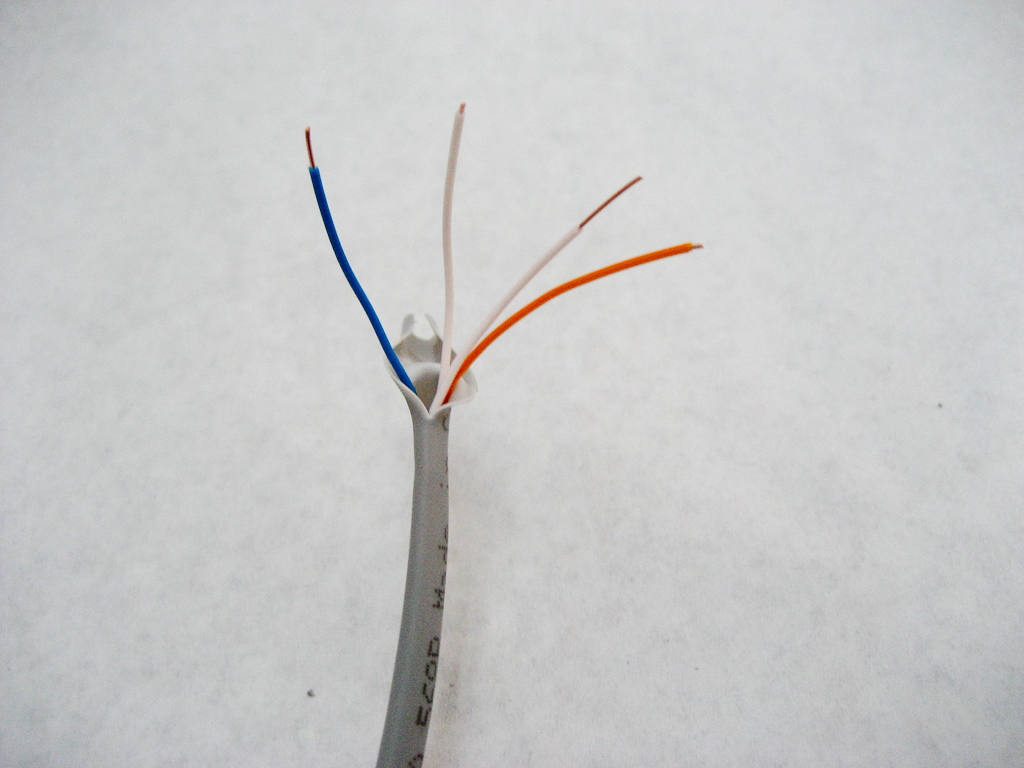 IMG_3012 2010.06.13 cat 4 cable, solid core 24 AWG copper … Flickr