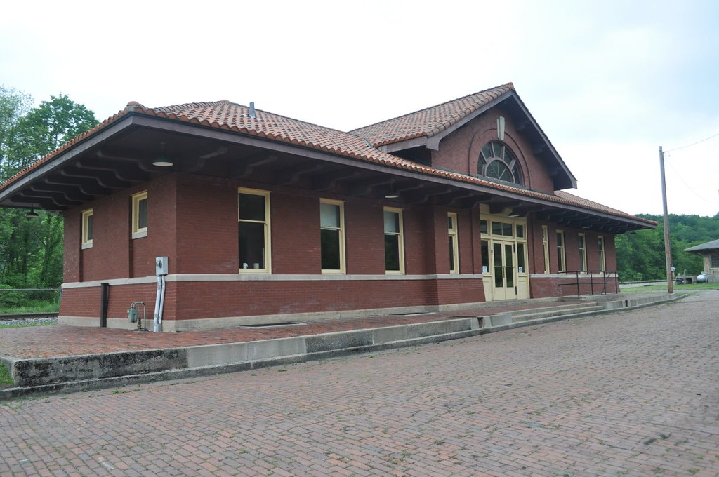 Tunnelton Part of the train depot complex in the tiny town… Flickr