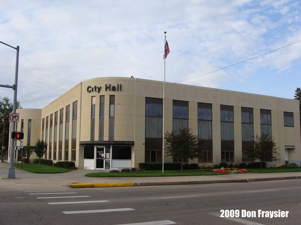 Columbus City Hall II Long view of the city hall, in downt… Flickr