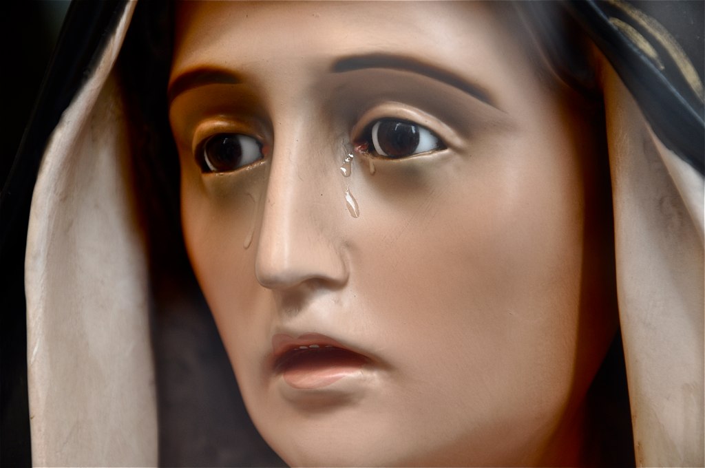 Crying Mary! Palermo Statue that cries! James Flickr