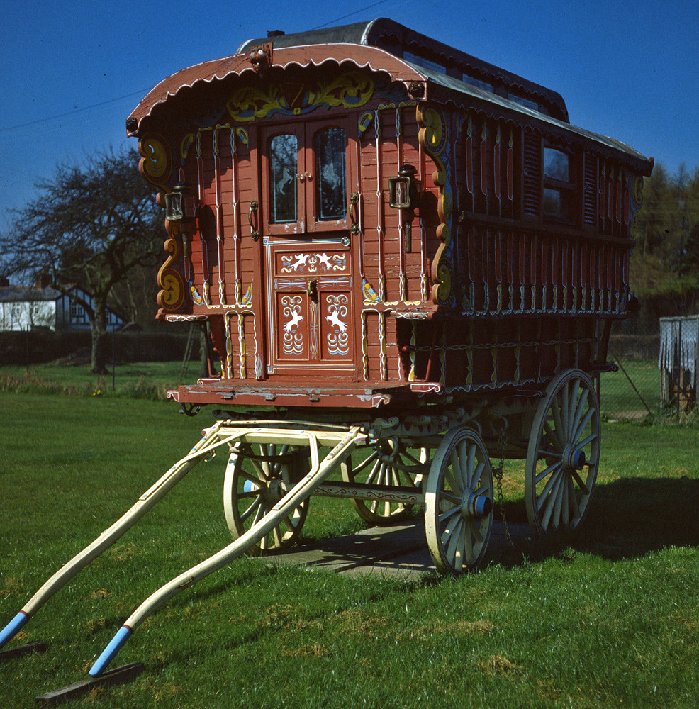 Gypsy Caravan The gypsy caravan that once graced the Crook… Flickr