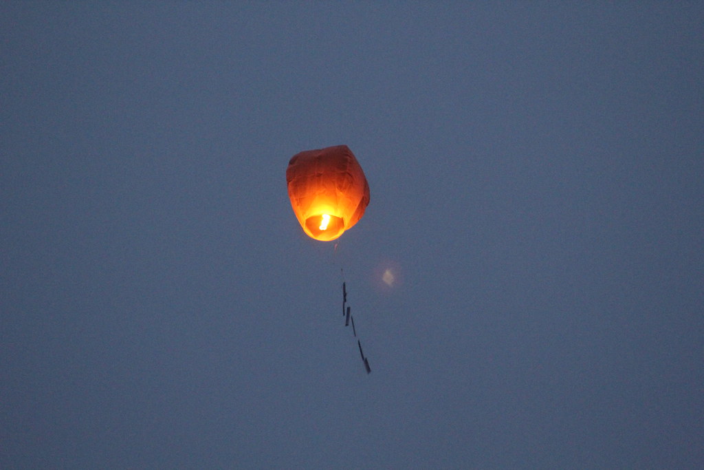 Wedding wish lantern To create a catalogue of attending gu… Flickr