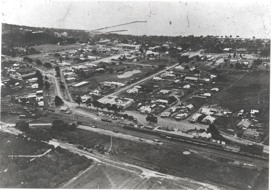 Aerial view of Frankston, 1922 Frankston City Libraries Flickr