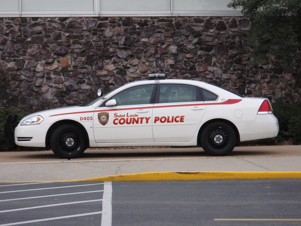 St. Louis County Police Car at South County Center_PC180144 a photo